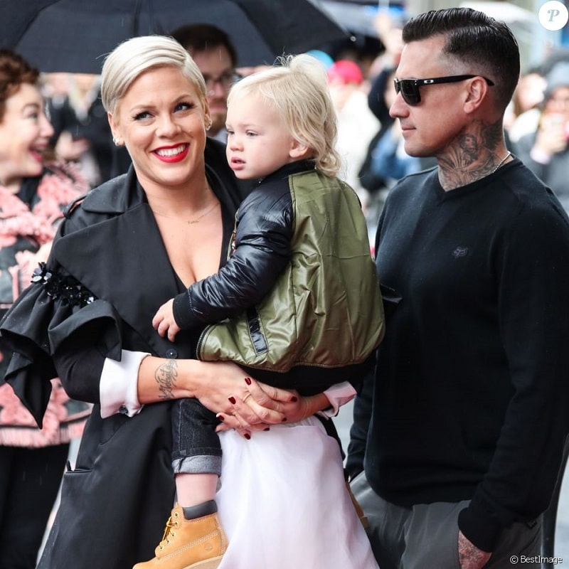 Pink qui est le mari de la célèbre chanteuse